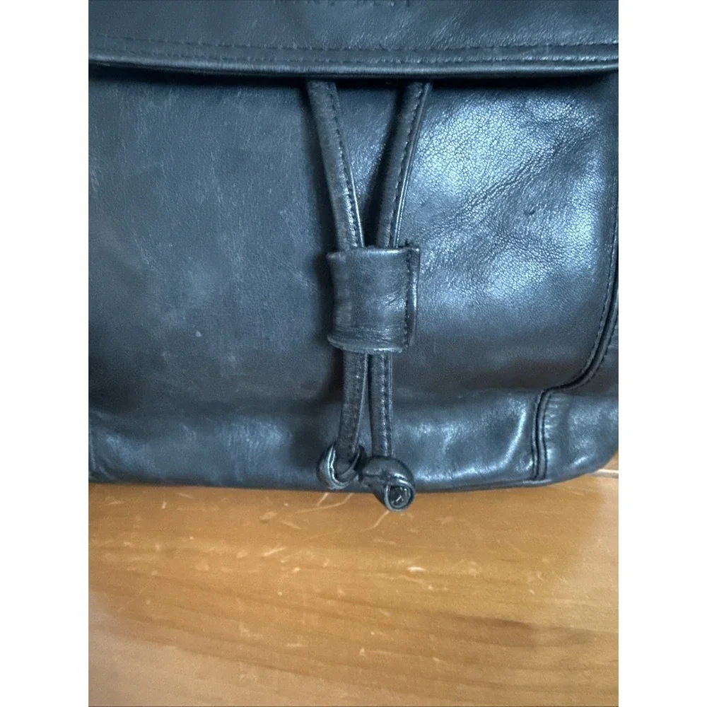 Vintage Soft‎ Black Leather Ninewest Backpack Drawstring Flap Closure Brass Tag